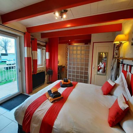 Bed and Breakfast L'Echappee Tremoussante Saint-Barthelemy-de-Vals Екстер'єр фото