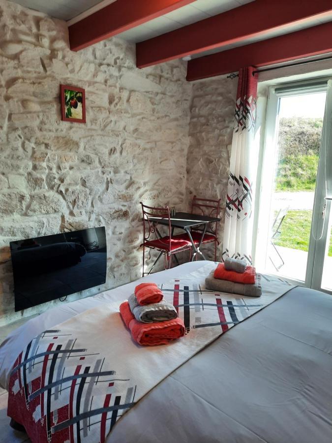 Bed and Breakfast L'Echappee Tremoussante Saint-Barthelemy-de-Vals Екстер'єр фото