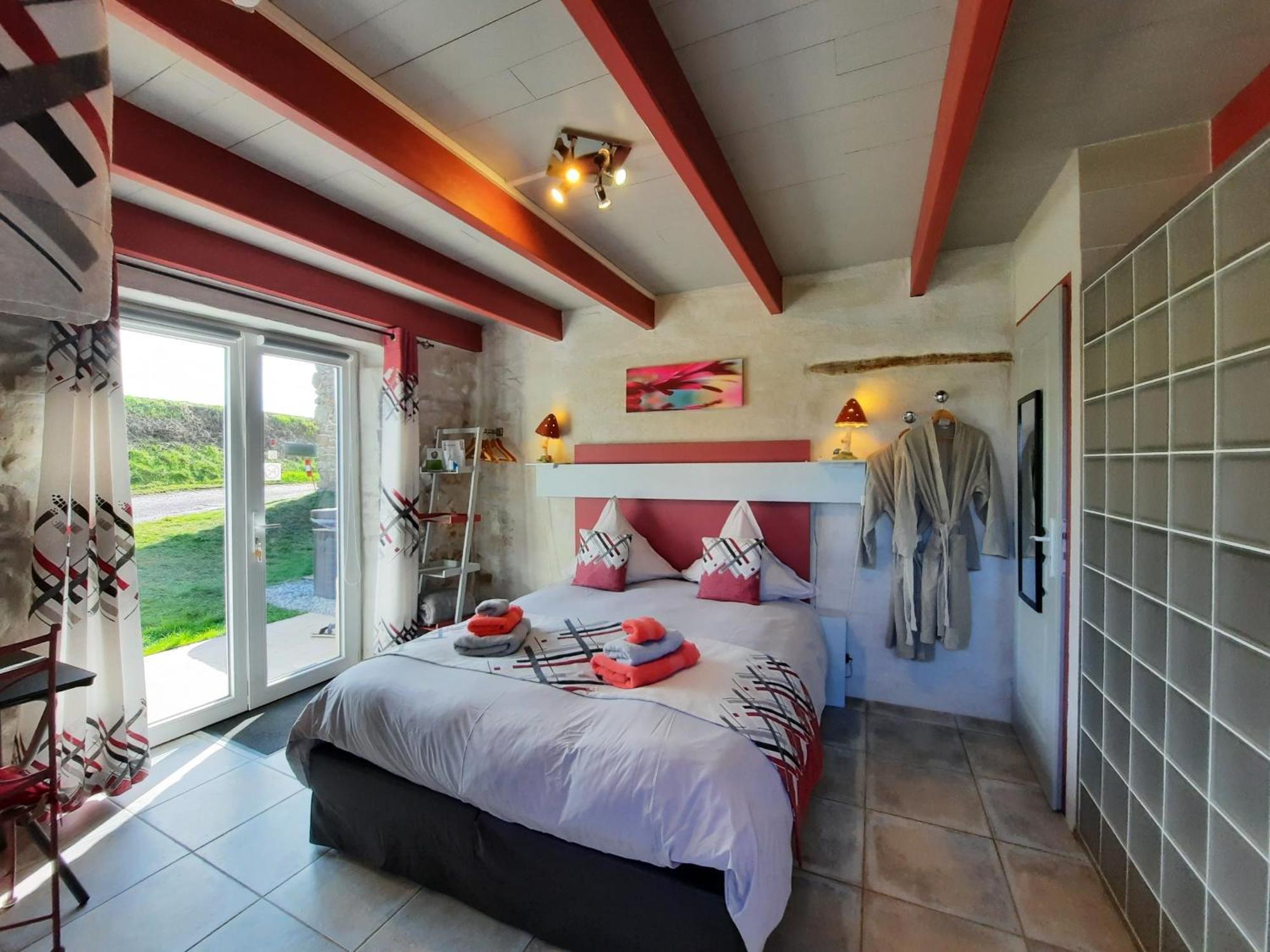 Bed and Breakfast L'Echappee Tremoussante Saint-Barthelemy-de-Vals Номер фото